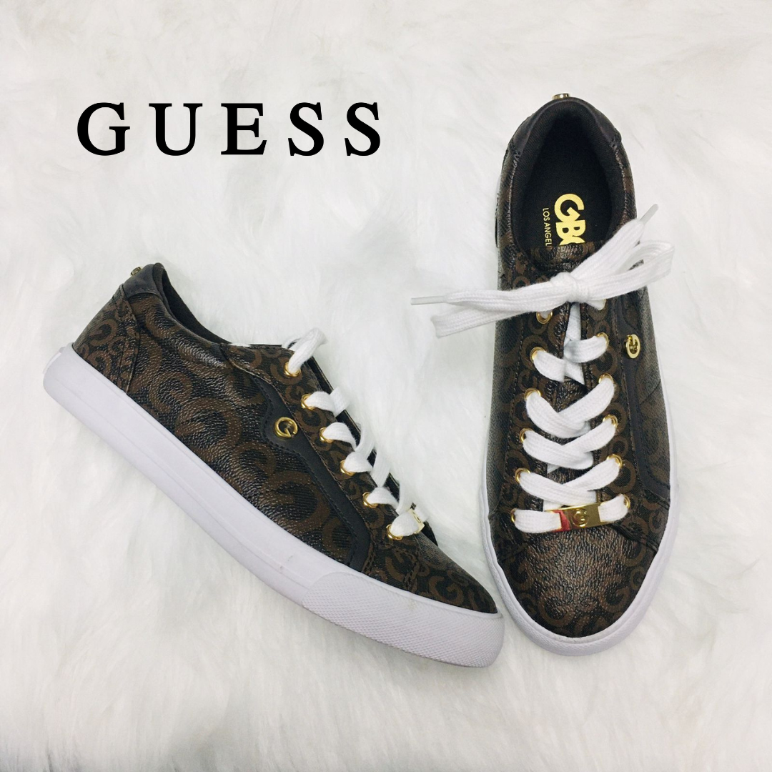 Sneaker cafe GUESS - Main Image