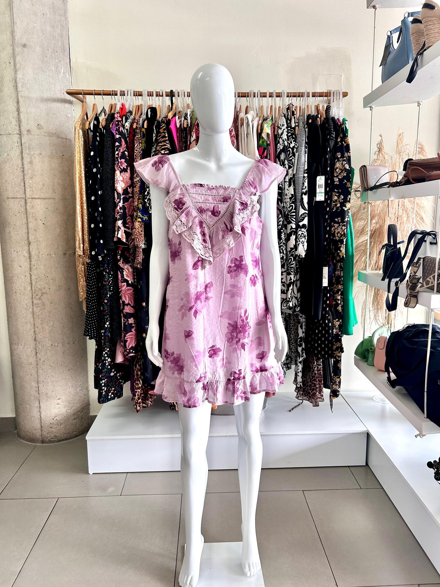 And Now This Vestido