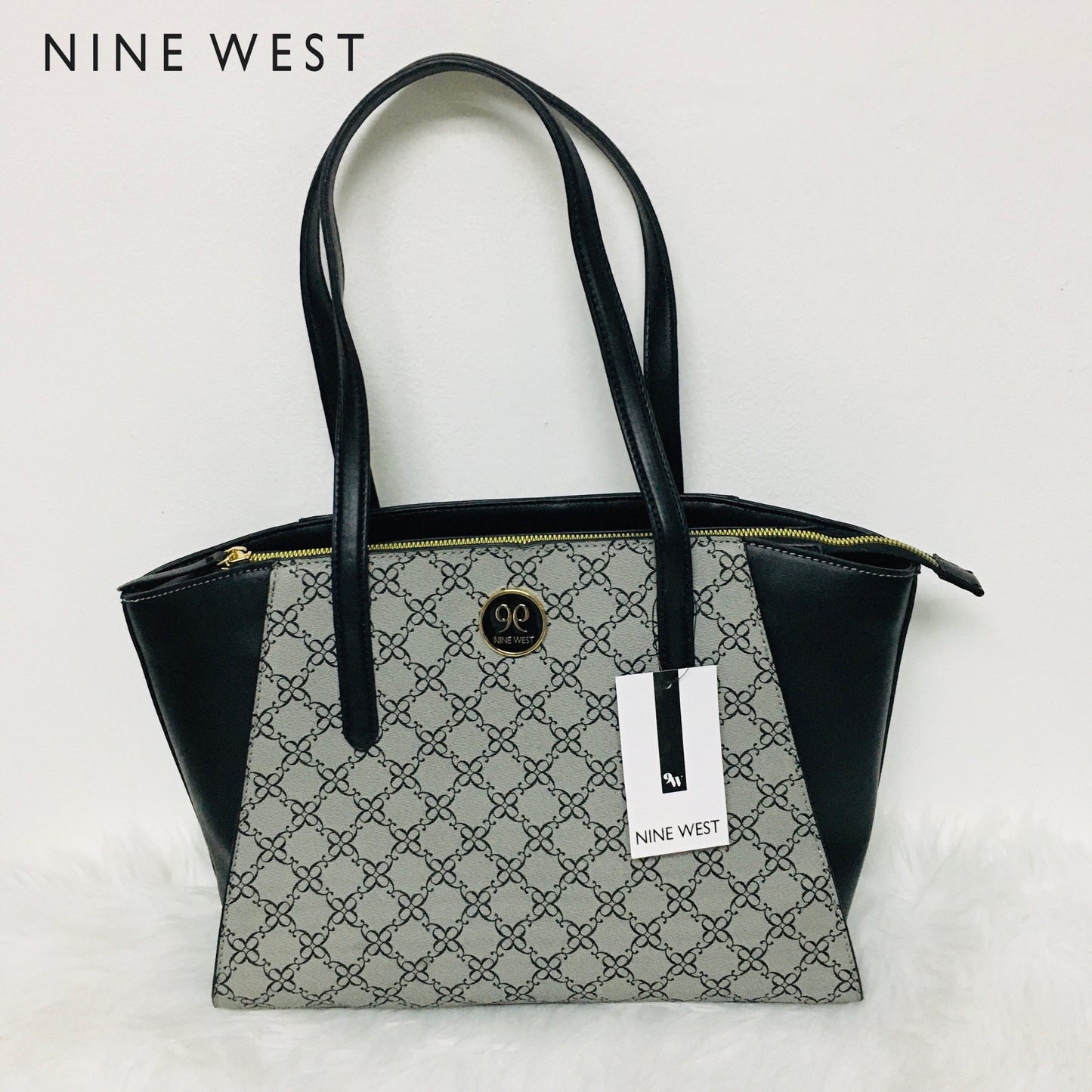 Cartera Nine West