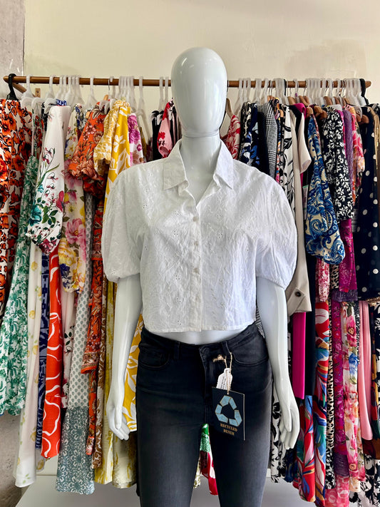 18 Centimeters Blusa