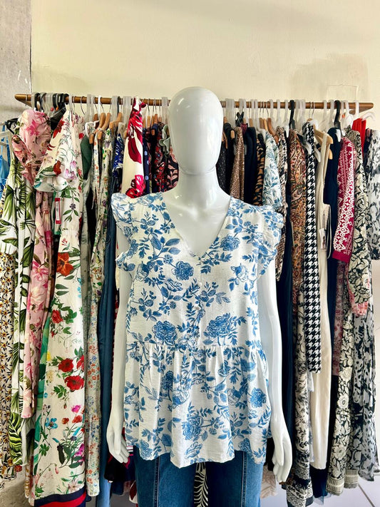 Ember Blusa