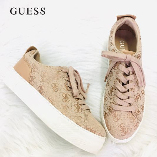 Sneaker Guess