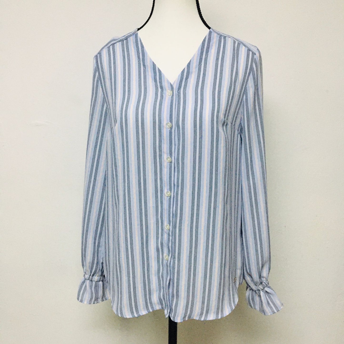 Blusa Tahari